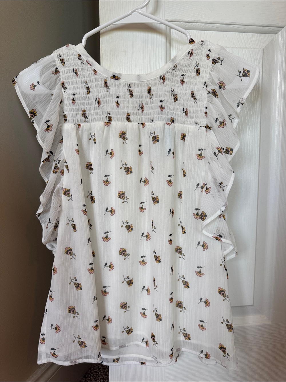 LOFT White Floral Smocked Ruffle Sleeve Blouse